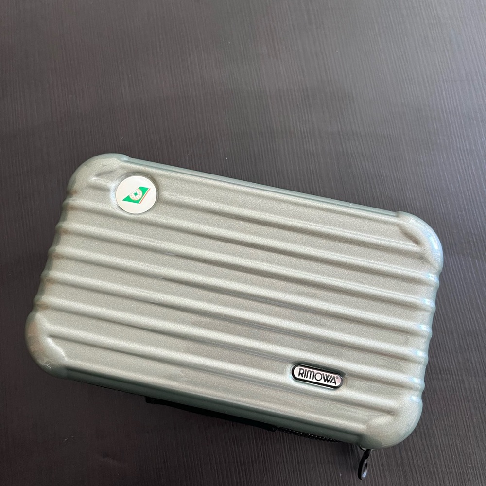 RIMOWA Metallic Gray Hard Shell Case